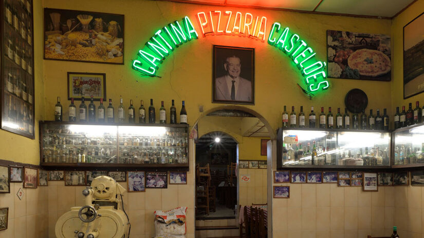 A Castelões Cantina e Pizzaria fica na rua Jairo Gois, 126 - Foto: Mauro Holanda / Divulgação