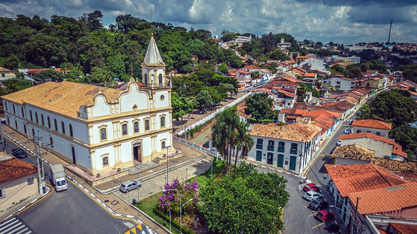 Santana de Parnaíba, localizada na Zona Oeste da Região Metropolitana de São Paulo, é uma das cidades mais antigas do Brasil, fundada em 1580. Reconhecida como berço das expedições dos bandeirantes, a cidade é um patrimônio histórico, com um rico acervo de arquitetura colonial preservada. Foto: Prefeitura de Santana de Parnaíba