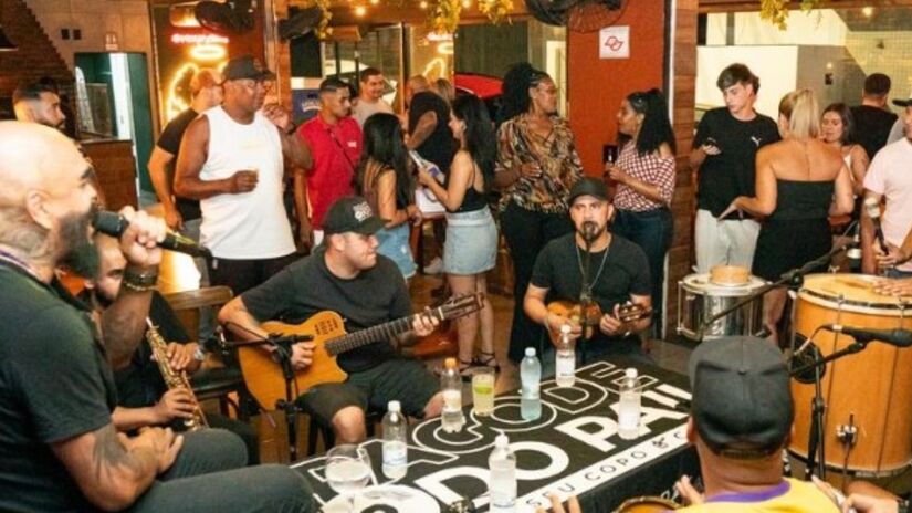 Além da comida, o local é conhecido por receber grupos de pagode, samba e até sertanejo.

/Reprodução/Redes sociais