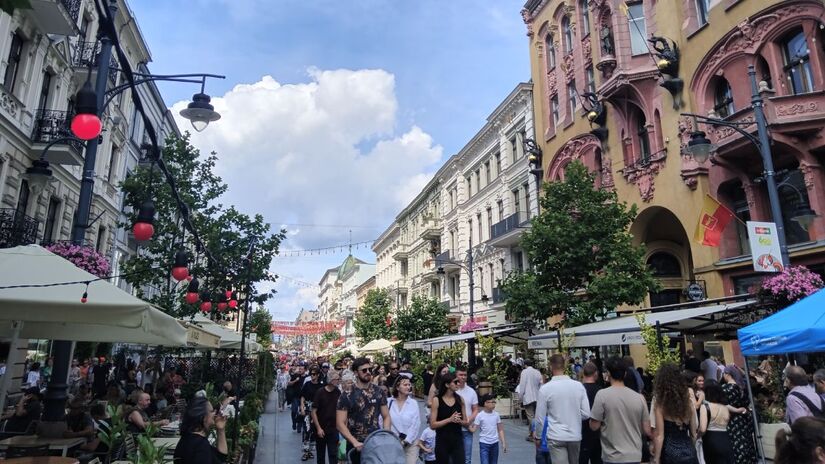 Localizado na Polônia, a cidade de Łódź é considerada como a terceira maior cidade do país. Logo, atraiu a atenção de várias pessoas ao convidar artistas para pintar murais de forma segura e sancionada. Foto: Wikimedia Commons