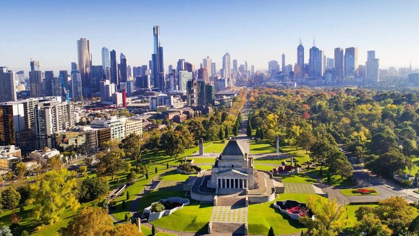 Na cidade de Melbourne valoriza a arte de rua e, em 2004, realizou seu primeiro festival dedicado a estênceis. Hoje, o centro da cidade e seus arredores estão repletos de pinturas e murais, contribuindo para a cultura urbana local. Foto: Wikimedia commons