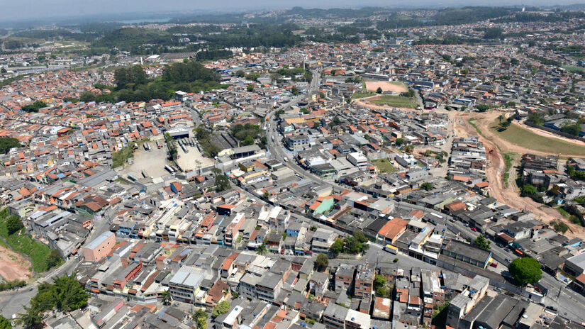 5. São Bernardo do Campo  R$ 58,27 bilhões: Conhecida por abrigar boa parte da indústria automotiva no Brasil, a cidade de São Bernardo do Campo, no ABC Paulista, têm apresentado um crescimento econômico nos últimos anos, com variadas oportunidades de comércio. O PIB da cidade é de R$ 58,27 milhões - (Gabriel Inamine/PMSBC)