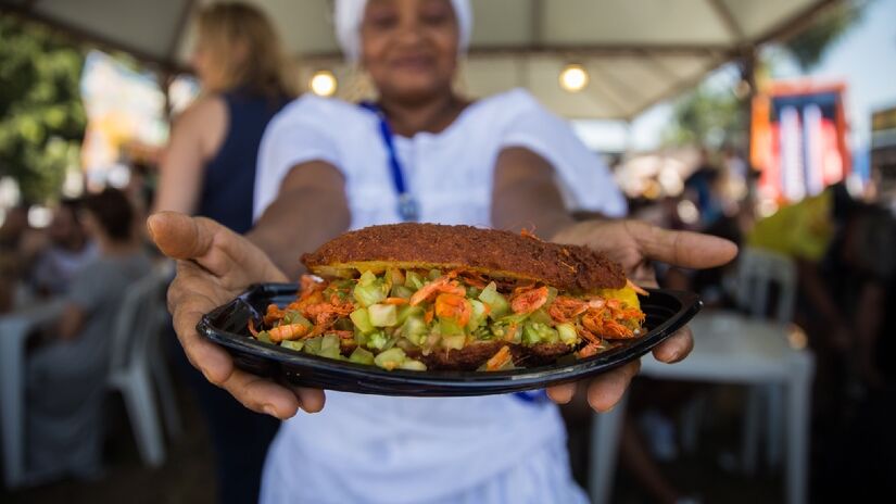 Evento terá baianas especializadas no preparo do acarajé tradicional.