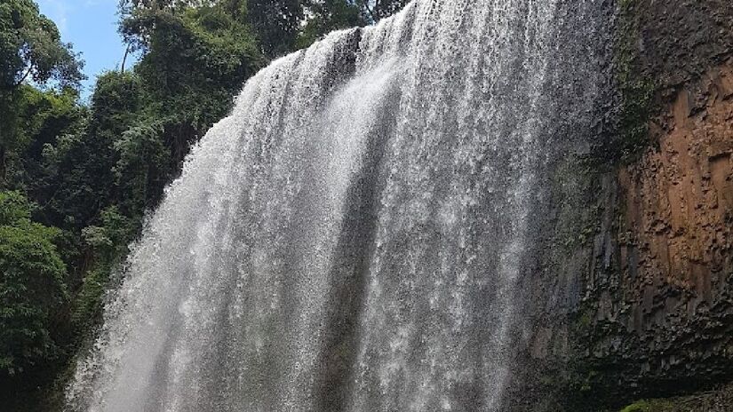 Para os interessados em uma cachoeira rústica, em que o foco da atração é somente a natureza, a indicação é a Cachoeira Astor. A trilha de acesso é curta e de grau de dificuldade fácil - (Marcelo Rosa/Google Reviews)