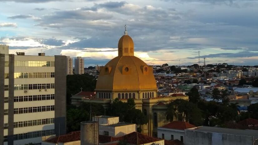 A Catedral de São Carlos é um dos pontos mais visitados no município - (Lucas Fucci Amato/Google Reviews)