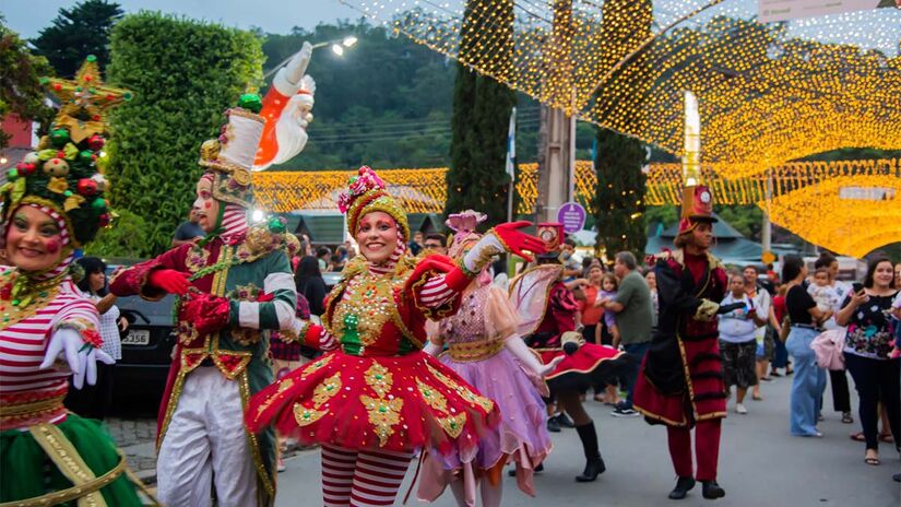 A extensa programação de Natal de Penedo inclui eventos temáticos e apresentações culturais - Foto: Divulgação Prefeitura de Penedo