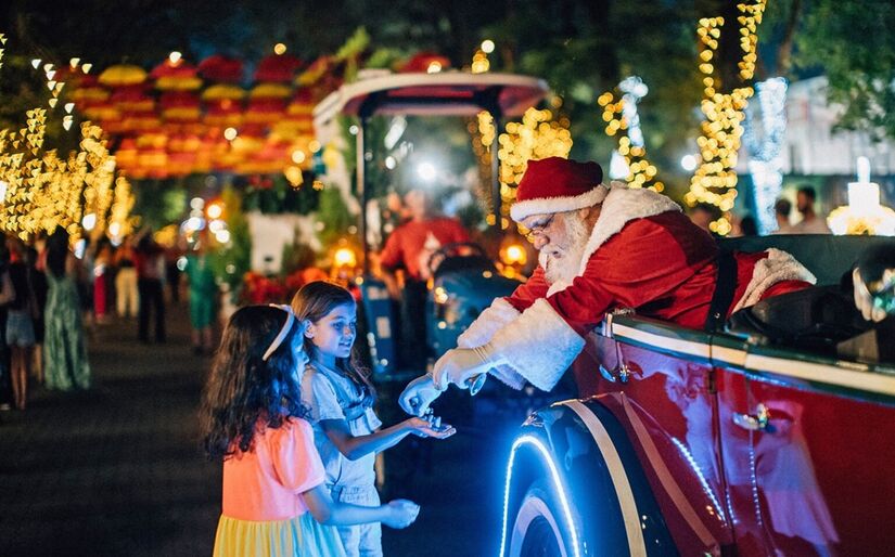 3. Holambra - Conhecida como a "Cidade das Flores" e carregando toda a beleza da primavera, Holambra também se prepara para o Natal com as ruas locais ganhando diversos enfeites natalinos - (Divulgação)