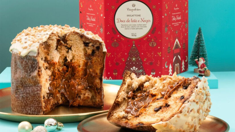 Brigattone doce de leite e nozes, Brigaderia. Panettone gotas de chocolate recheado com doce de leite, coberto com chocolate branco e nozes caramelizada granulada, a partir de R$ 149, na Brigaderia - Foto: Divulgação