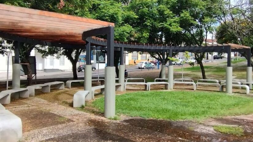 Os passeios ao ar livre, como no Parque Ecológico de São Carlos, permitem que as famílias apreciem um tempo de qualidade e longe da vida estressante - (Wellington Garcia/Google Reviews)