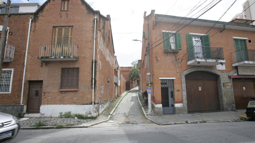 Sem restrição de entrada, a vila pode ser visitada por qualquer pessoa. Contudo, não é possível conhecer o interior das casas - Fotos: Thiago Neme/Gazeta de S. Paulo