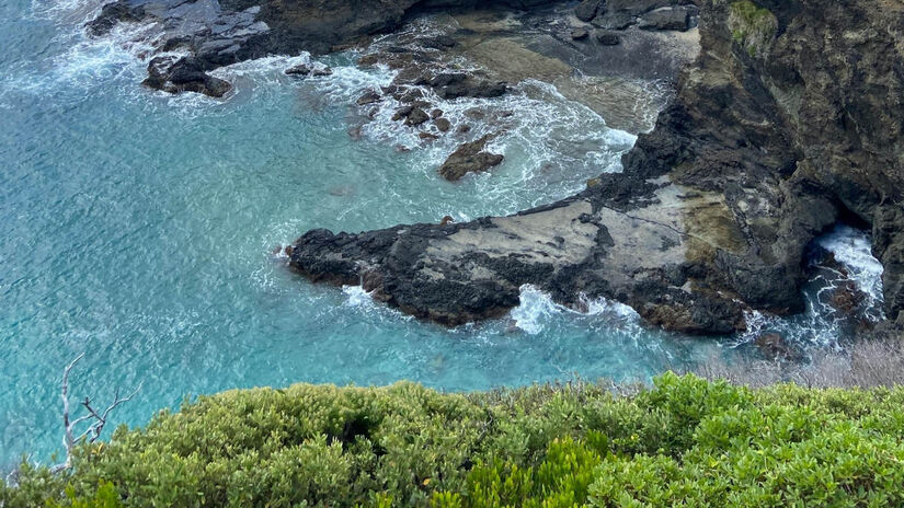 Acessível após uma longa jornada, a Ilha de Lord Howe, Austrália, recompensa seus visitantes com beleza sem igual. Essa ilha de coral ao sul do mundo combina tranquilidade com uma rica história colonial e vida marinha vibrante.  Foto: Pexels