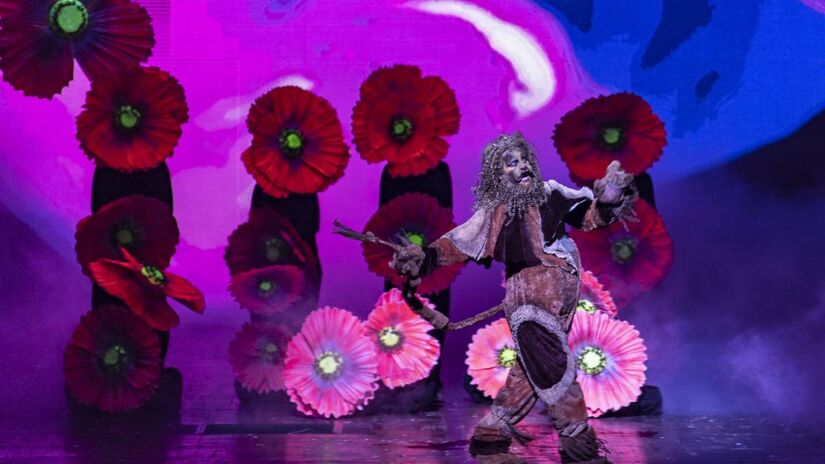 Durante o espetáculo, o público sentirá também o perfume das flores e os aromas da floresta. Foto: Bianca Tatamiya/Divulgação 