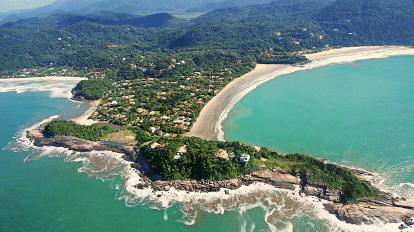 No Guarujá há praias para todos os gostos, incluindo as mais isoladas, como do Iporanga - Foto: Pedro Rezende/Portal Guarujá de Turismo