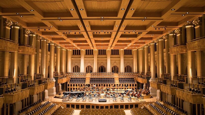 Sala São Paulo: A Sala São Paulo é uma das melhores salas de concertos do mundo. Patrimônio histórico e ponto turístico da cidade, está sediada no Complexo Cultural Júlio Prestes. É o espaço reservado para apresentações sinfônicas e de câmara - (Divulgação)