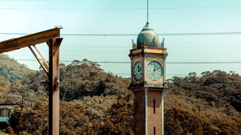 A charmosa vila de Paranapiacaba é a indicação para o signo de Libra - Foto: Alex Cavanha/PSA