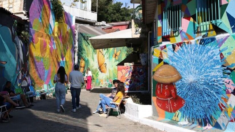 Beco do Batman, na Vila Madalena, zona oeste de São Paulo, um dos principais pontos instagramáveis de São Paulo. Estação de metrô mais próxima: Vila Madalena (Linha 2-Verde) - (Foto: Rovena Rosa/Agência Brasil)