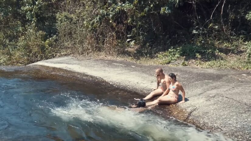 A vista da cachoeira é considerada uma das mais bonitas de Ilhabela.  