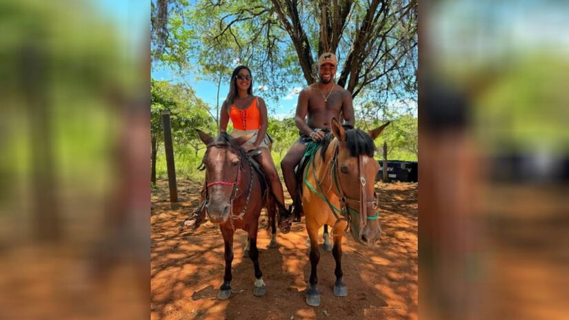 Ex-namorado de Adriana revelou que terminou o namoro cinco dias antes dela assumir o relacionamento com Davi Brito.