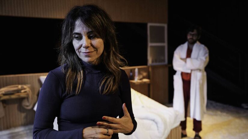 Com estreia marcada para quarta-feira (22/1), no Teatro Vivo, zona sul de São Paulo, o trabalho será estrelado pelo casal Paula Cohen e Jiddu Pinheiro, responsável também pela tradução. Foto: José de Holanda/Divulgação 