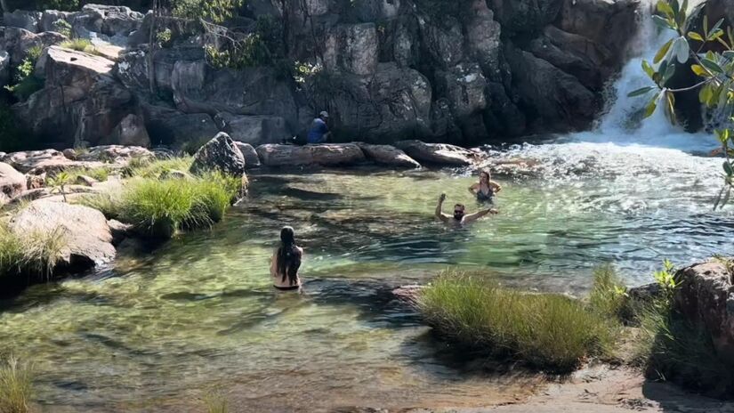 A Cachoeira do Segredo é um espetáculo escondido. Sua queda de 100 metros forma um cenário inesquecível. 