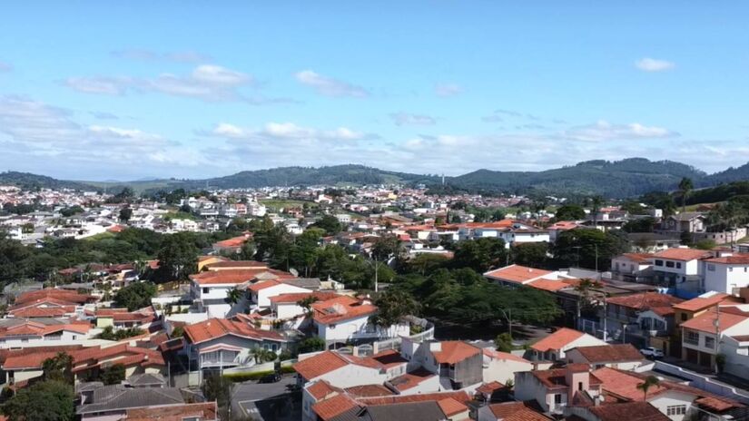 A tradicional Festa da Linguiça reúne produtores locais e visitantes para degustar diferentes versões dessa iguaria artesanal.  