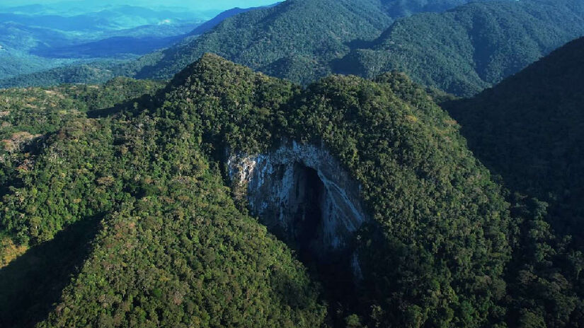 O Petar é um ótimo lugar para observação da natureza e fotografia. Suas paisagens, cachoeiras e cavernas formam cenários deslumbrantes para explorar e registrar. (Fotos: Reprodução/Youtube/Mochila Cheia)