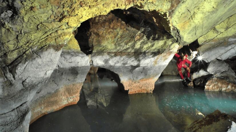 Caverna tem 8.335 metros cúbicos de água e 138 metros de comprimento.

/Foto: Neuron Foundation