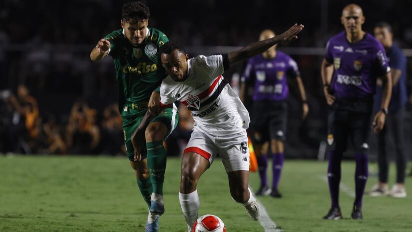 Já o Tricolor faturou oito títulos com o Palmeiras em segundo lugar, como nos Campeonatos Paulistas de 1931, 1949, 1953, 1970, 1971, 1992 e 2021, além da Supercopa do Brasil de 2024. Créditos: Rubens Chiri e Paulo Pinto/Saopaulofc.net