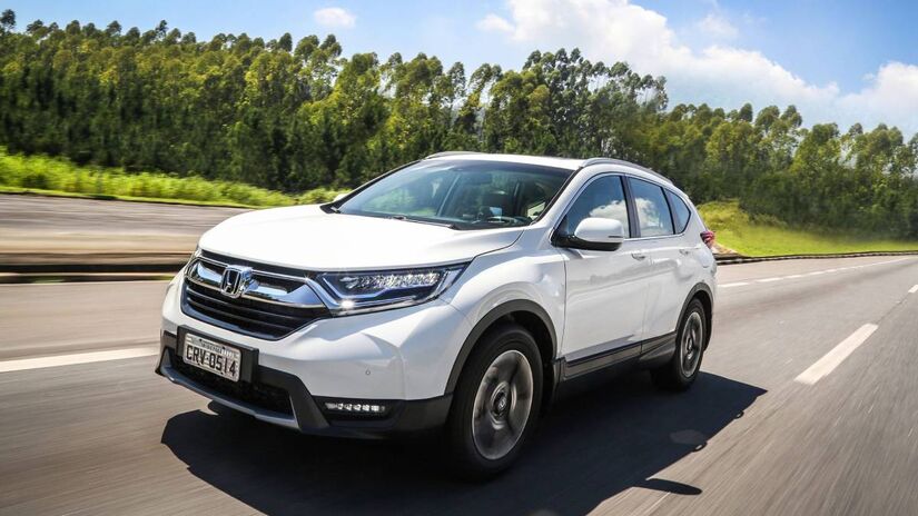 Honda CR-V  O SUV que alia conforto e eficiência, crescendo 4,2% em vendas e conquistando ainda mais admiradores.  