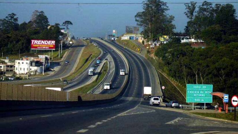 A Raposo Tavares surgiu a partir de antigas rotas históricas, como o Caminho do Peabiru e o Caminho das Tropas, recebendo seu nome atual em 1954, em homenagem ao bandeirante Raposo Tavares. Foto: Wikimedia Commons