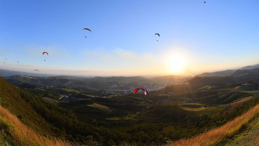 Fazer piqueniques e apreciar o pôr do sol são outras atividades comuns no Mirante Alto da Serra - Fotos: Divulgação Secretaria de Turismo de Serra Negra