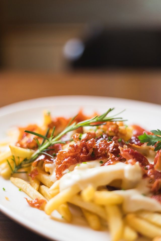 Frites au fromage à Dentinho/Divulgação