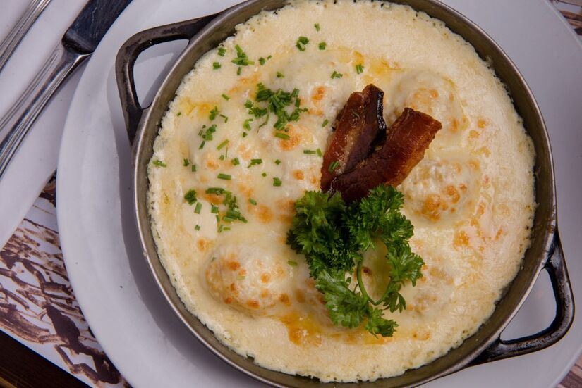 Gnocchi de brie a la Carbonara a la française à Falcão (do futsal)/Divulgação