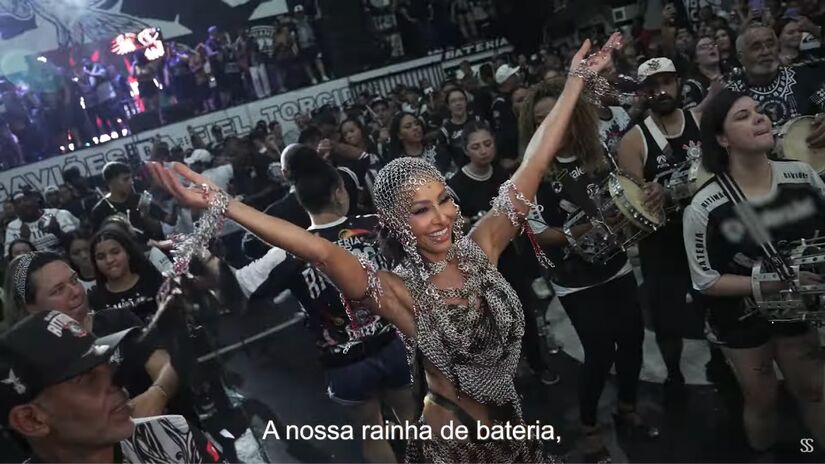 Sabrina Sato é rainha de bateria da Gaviões desde 2004