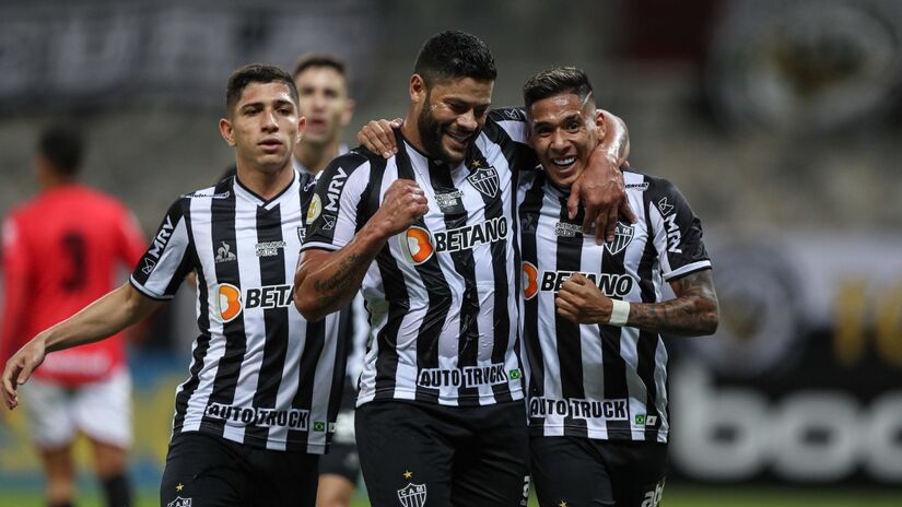 E para encerrar a lista dos top 5 do Brasil, Atlético Mineiro entra em quinto lugar do ranking da CBF com 13.713 pontos. Na temporada, o Galo ganhou um título: o campeonato mineiro em cima do seu maior rival, o Cruzeiro, por 3 a 1.Foto: Pedro Souza/Atlético