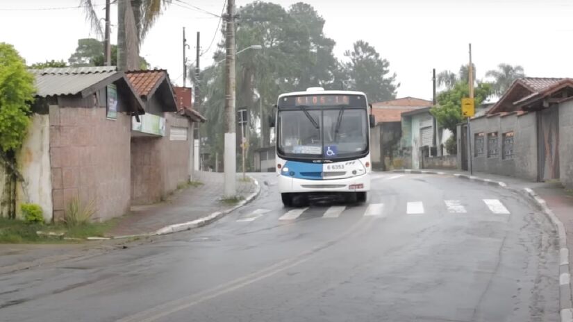 Apesar do possível desejo de morar em um lugar melhor devido à falta de condições financeiras, os moradores se adaptam à região. A distância aproximada é de 40 km até Santo Amaro e mais de 40 km até o centro de São Paulo.