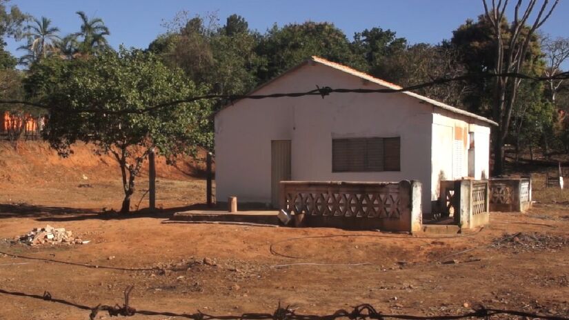 Casas de Japurá trazem reflexos de outra época. Imagem: Youtube/Instituto Marlin Azul