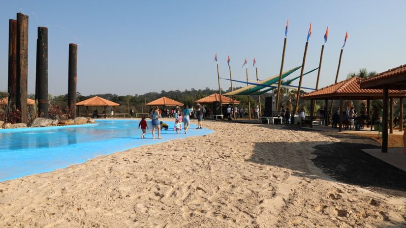 Esportes para todas as idades : Parque conta com 14 quadras para futebol, basquete, vôlei de praia, beach tênis e até uma pista de skate. Foto: Divulgação/Mundo da Criança