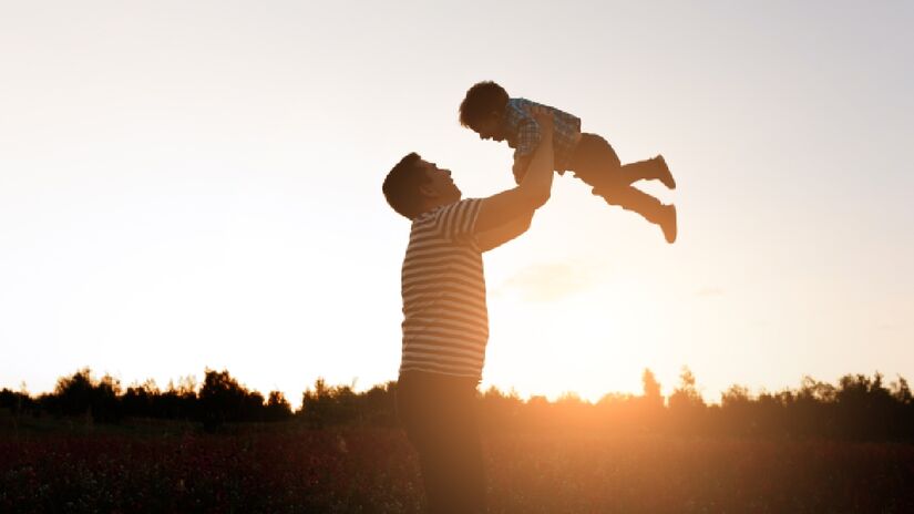 Cuidado com os filhos também são cruciais para não deixar o casamento chegar a divórcio. Imagem: Freepik