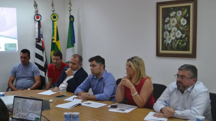 Representantes do Conisud cobram melhorias na rodovia Régis Bittencourt. 