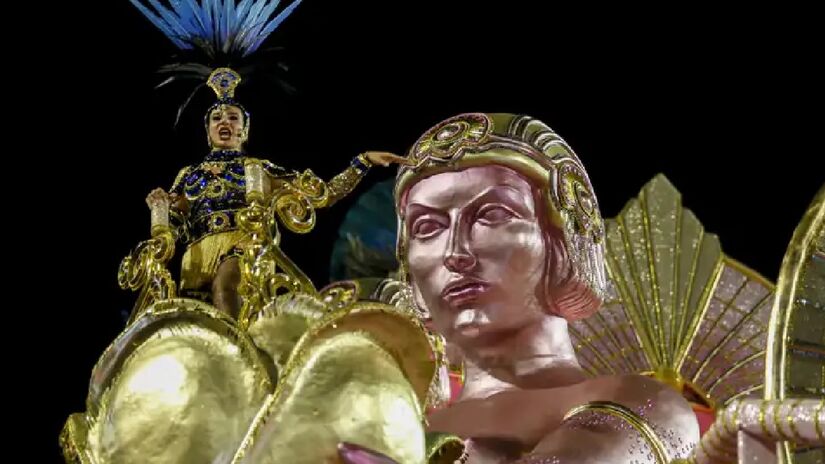 Momentos do desfile da Rosas de Ouro, campeã do Carnaval de 2025 em São Paulo - (Paulo Pinto/Agência Brasil)