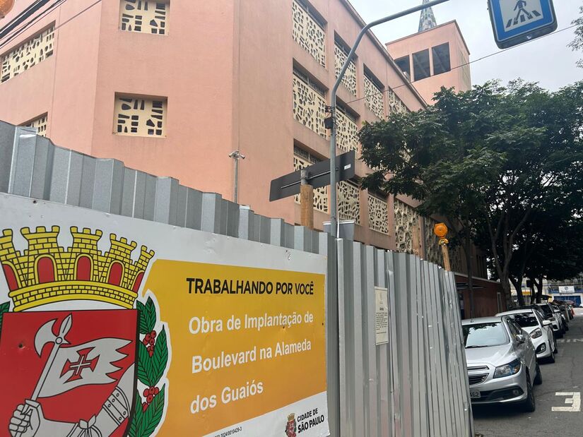 Rua atrás do Santuário de São Judas Tadeu segue em obras/Bruno Hoffmann