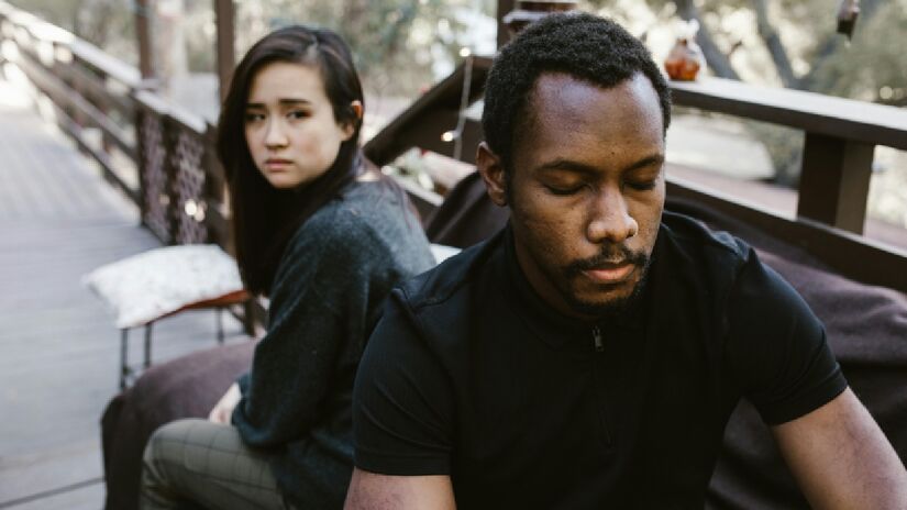 Muitos casais brigam por não conseguirem entender os sentimentos do outro. Imagem: Pexels