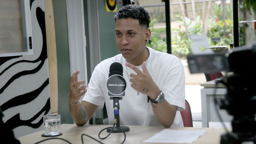 Expectativa pela renovação de Neymar e as finanças do Santos também foram alvos do debate - (Thiago Neme/Gazeta de S.Paulo)