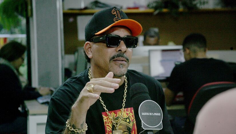 O rapper Dexter, durante participação no podcast Direto da Gazeta/Thiago Neme/Gazeta de S. Paulo