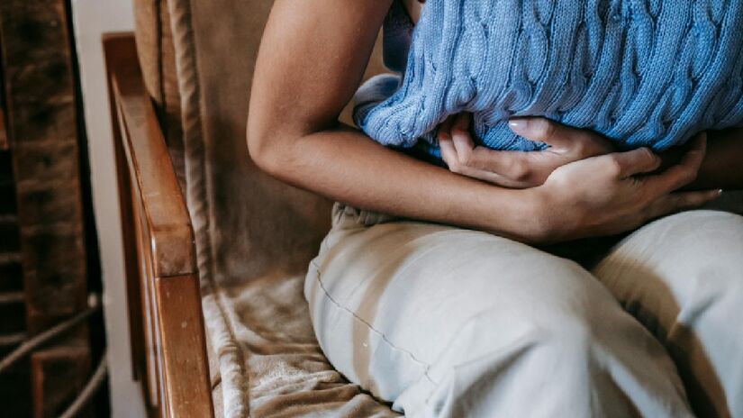 Os remédios inibidores de bomba de prótons são utilizados para cuidar de problemas ácidos estomacais. Imagem: Sora Shimazaki/Pexels