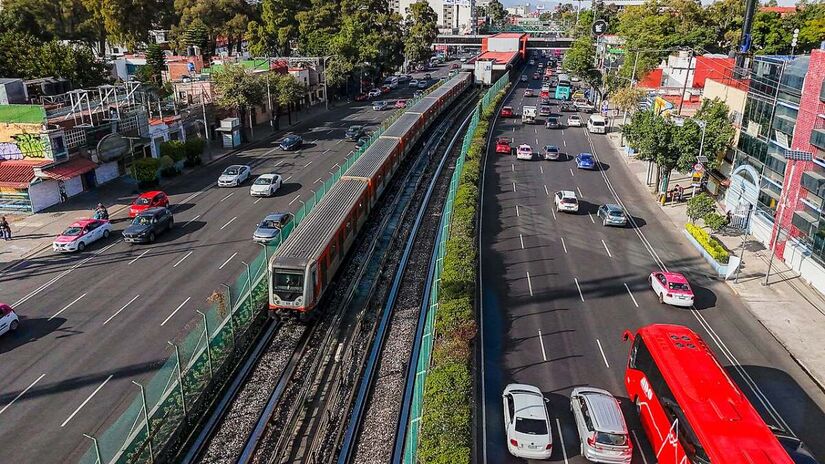 Transporte público da Cidade do México pode ser pago com celular. Imagem: ProtoplasmaKid/Wikimedia Commons