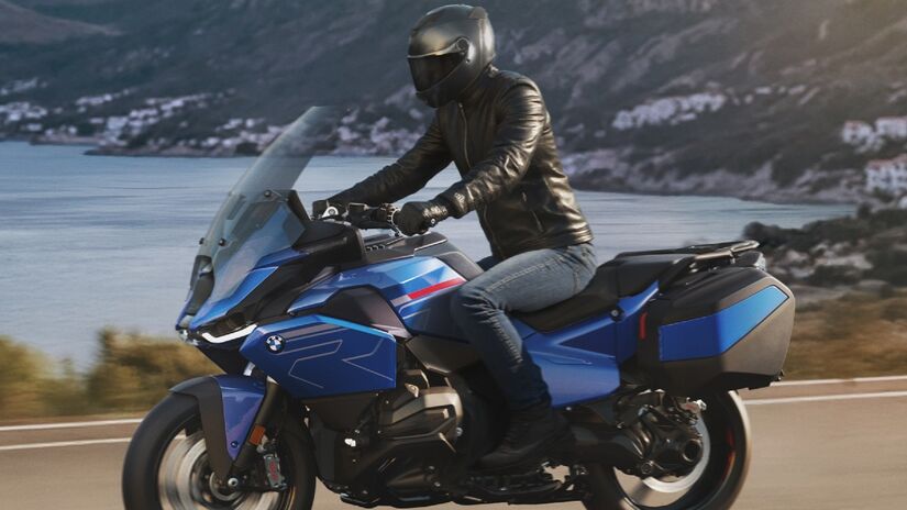 Moto oferece três modos de pilotagem de série ("Rain", "Road" e "Eco") e pode ser equipada com o pacote opcional "Riding Modes Pro"