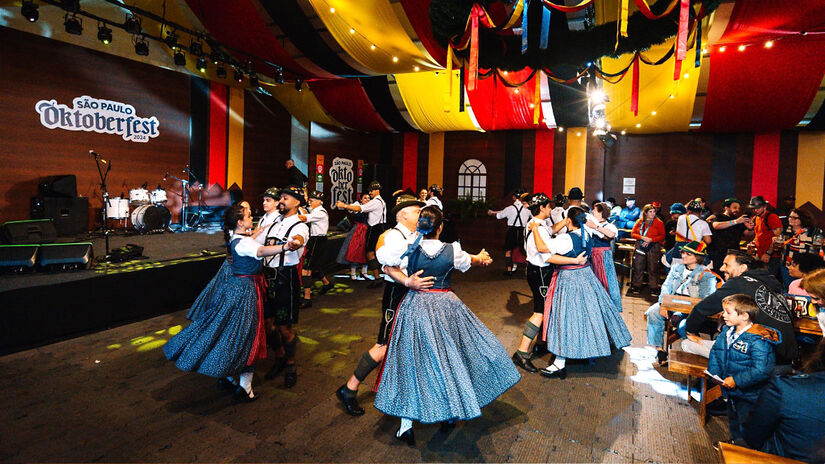 São Paulo Oktoberfest é o destino ideal para quem quer viver momentos inesquecíveis com amigos, família ou aquela companhia perfeita para brindar.