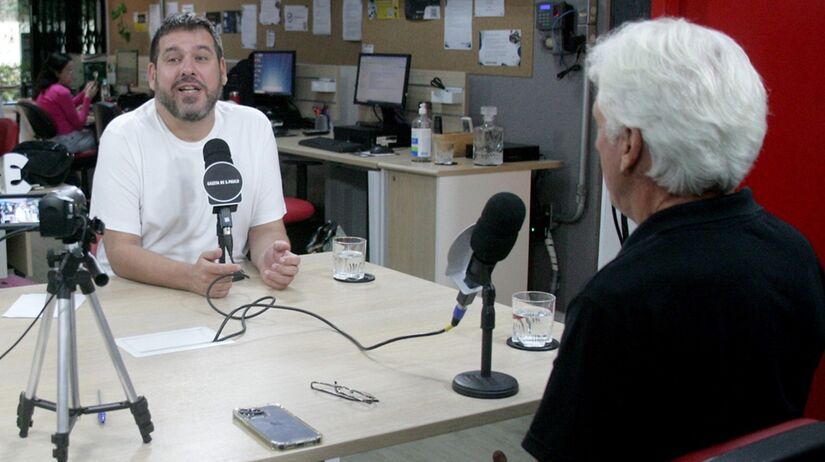 Sebastian Rojas durante entrevista ao podcast Direto da Gazeta/Thiago Neme/Gazeta de São Paulo